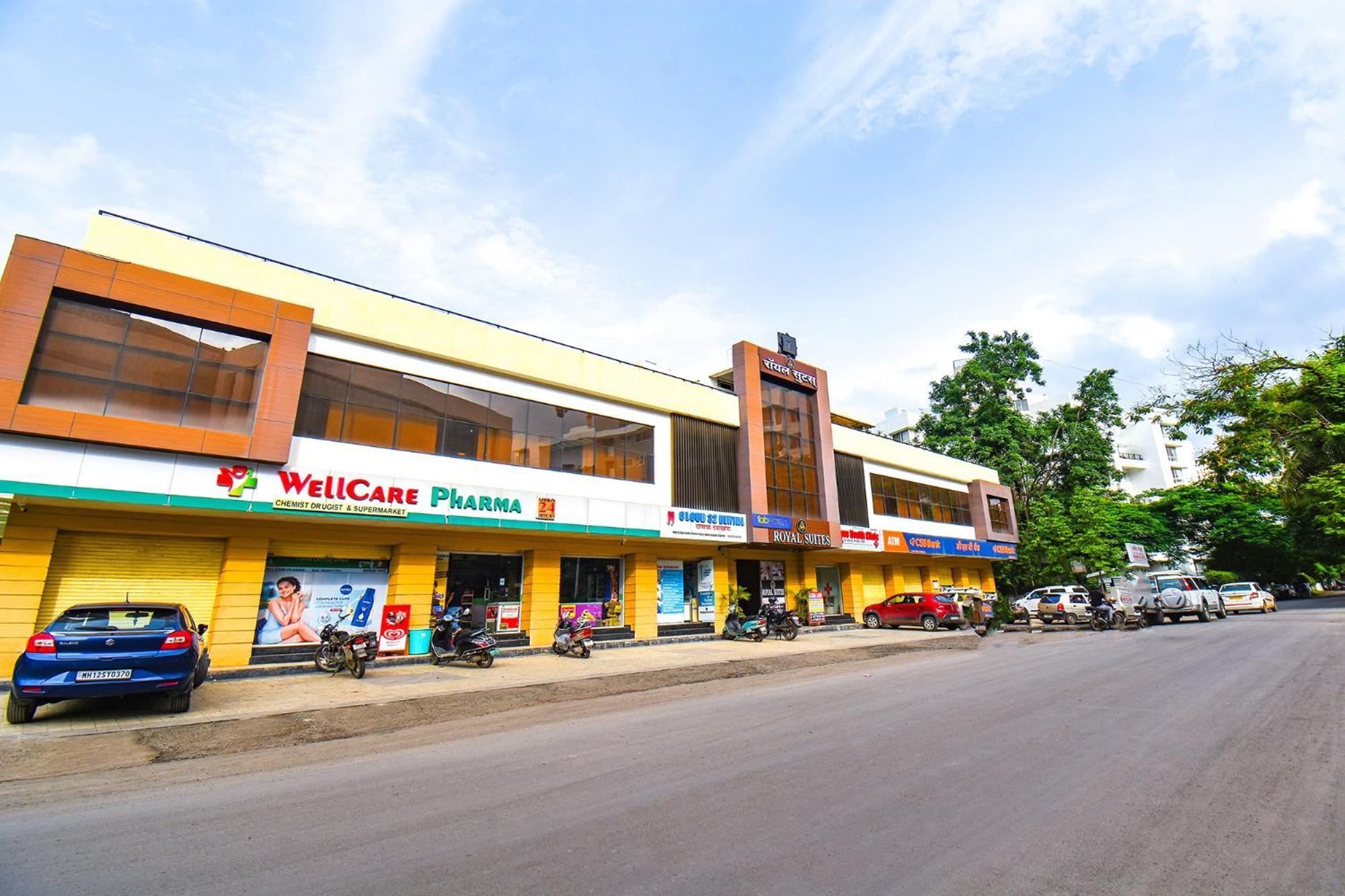 Fabhotel Royal Suits - Nr Mahadji Shinde Chhatri Mundhva Exterior photo